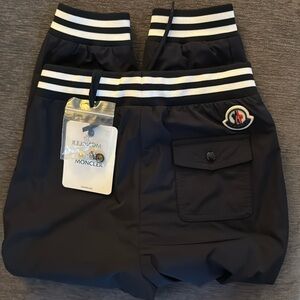 Moncler boys jogger pants size 6 color Blue
